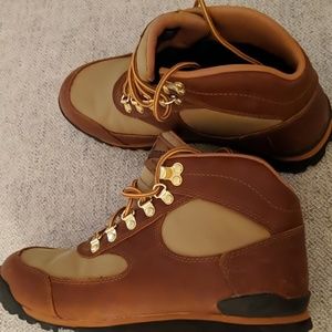 Danner Women's Jag Boots (brown/khaki)